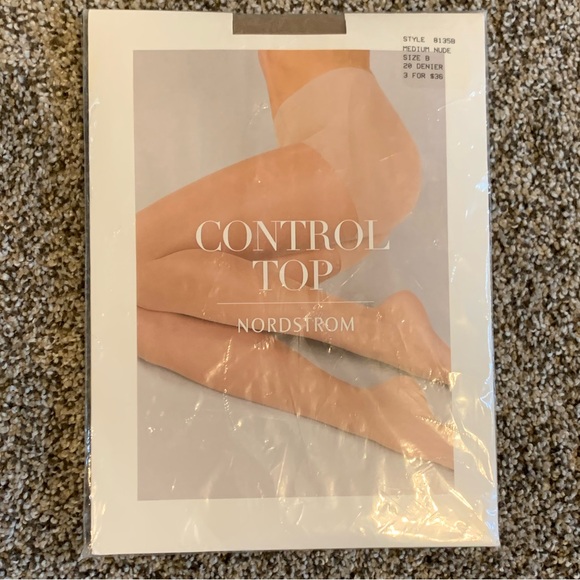Nordstrom Accessories - Control Top Sheer Nude Pantyhose